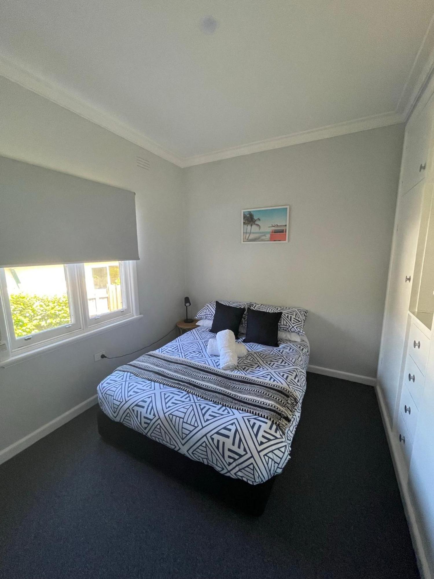 32 Holiday home Lakes Entrance