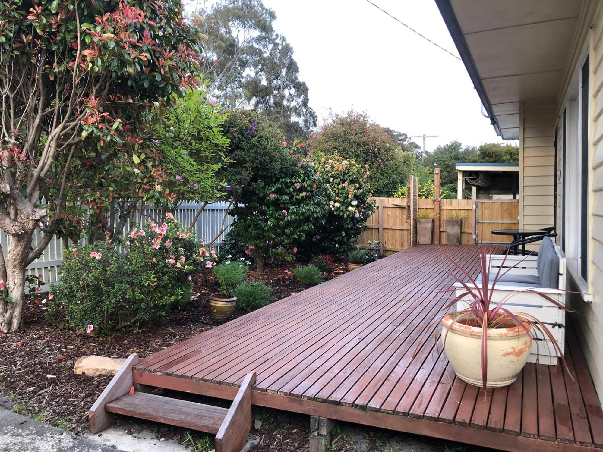 32 Lakes Entrance
